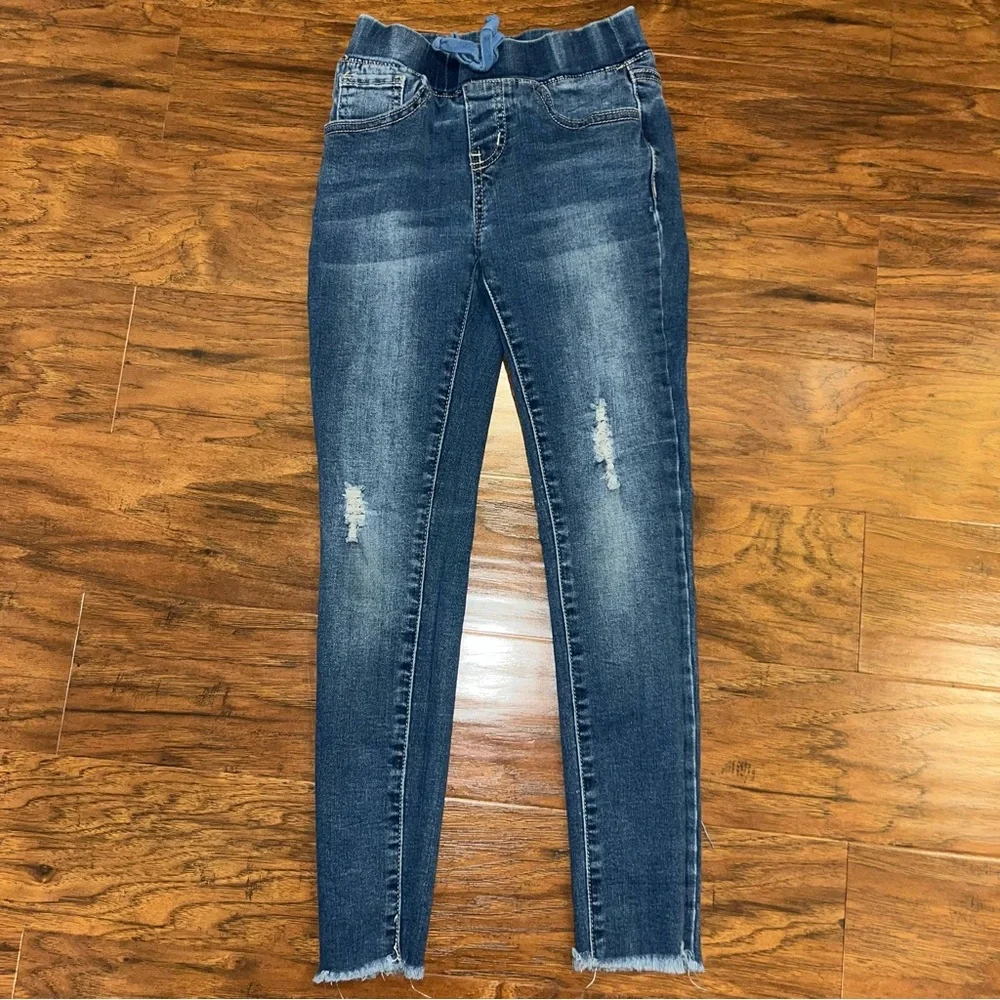 YMI trendy distressed